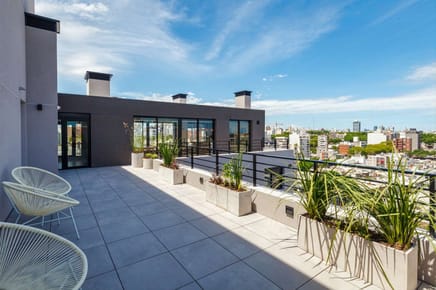 Monoambiente en piso alto a estrenar en Cordón