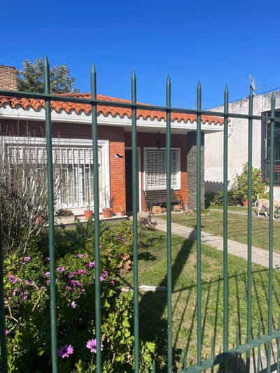VENTA CASA MALVIN 3 DORM.