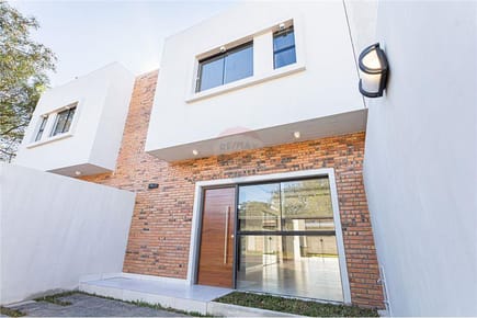 DUPLEX A ESTRENAR - BO. SAN MIGUEL 