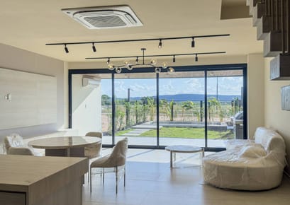 EN VENTA Townhouse de 4 Dormitorios en Highlands - San Bernardino