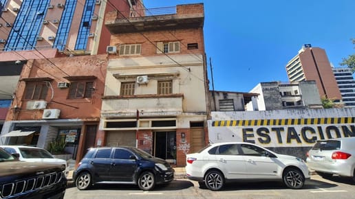 VENDO EDIFICIO EN CASCO ANTIGUO