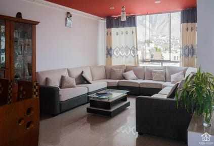 OCASÓN VENDO DPTO EN 3ER PISO  COCHERA Y  TERRAZA EN LPORTADA DEL SOL LA MOLINA 