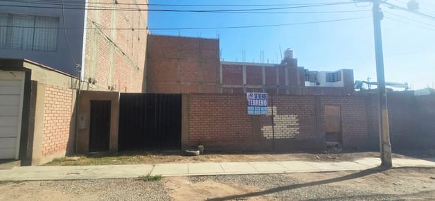 TERRENO EN VENTA 127 M2 URB. EL REMANSO DE SANTA CLARA - ATE