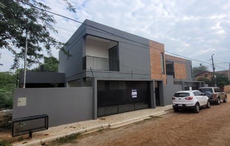 Vendo duplex en Loma Merlo