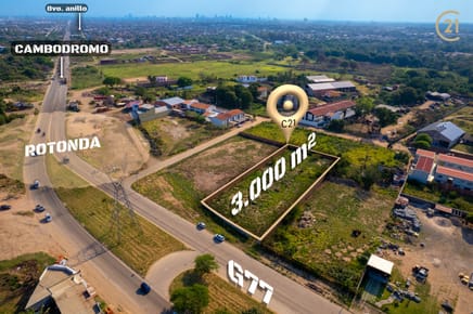 En Venta! Estratégico terreno en zona comercial