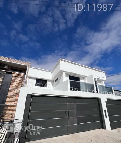 VENDO CASA AMOBLADA EN LAMBARE