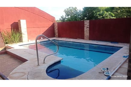 VENDO CASA DE DOS PLANTAS EN VILLA ELISA