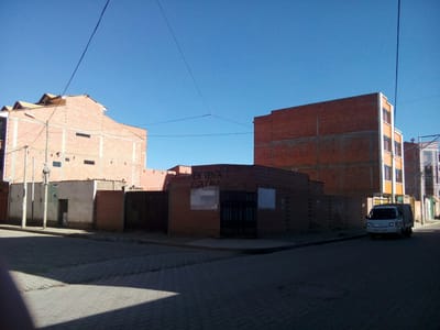 Vendo casa como terreno