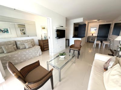 Espectacular apartamento en venta en playa brava, 2 dormitorios y medio.
