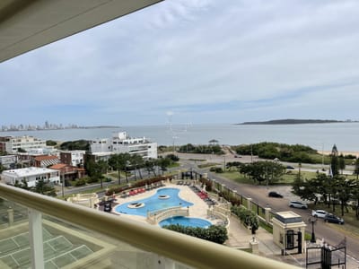 Apartamento en alquiler anual en Le Jardin Residence - Playa Mansa