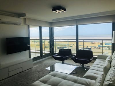 Apartamemto de 3 dor 3 baños muy buena ubicacion. Consulte!!!!