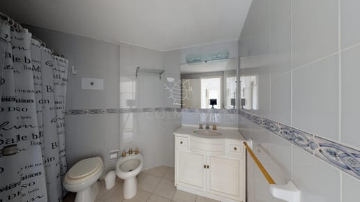 VENTA DE APARTAMENTO DE 3 DORMITORIOS EN MANSA PUNTA DEL ESTE