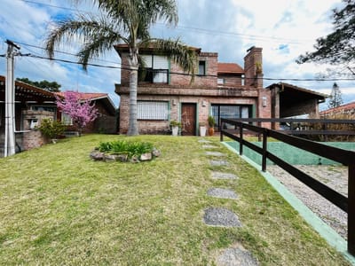 Hermosa casa a la venta de 5 dormitorios - Codigo 5981