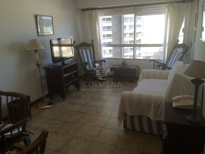 1 Dormitorio, en el mejor punto de Punta del Este. A metros de la playa mansa!