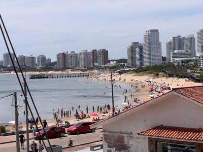 Apto 3 dor en alquiler en la entrada de la peninsula parada 1 mansa