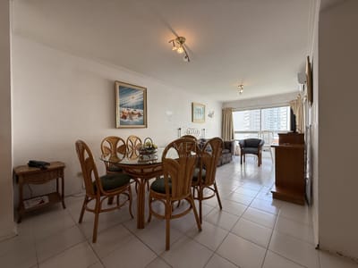 Punta del Este Piso alto con Vista al Mar! ,
