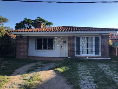 Casa en las Delicias muy cerca del Mar.