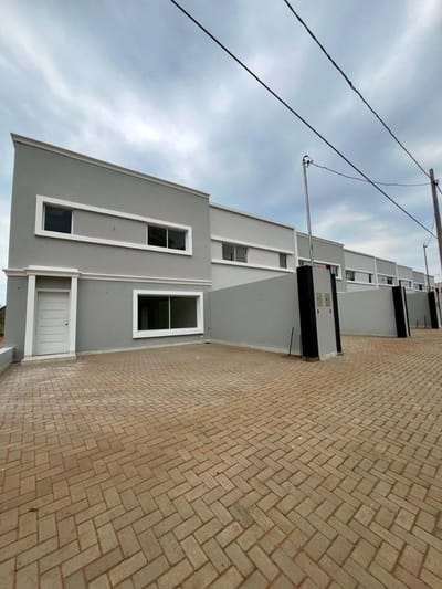 ALQUILO CASA PAREADA EN LUQUE ZONA JARDIN DE ORO