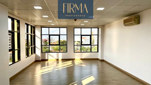 OFICINA EN VENTA EN PLENO CENTRO DE LA CIUDAD - TORRE CAINCO