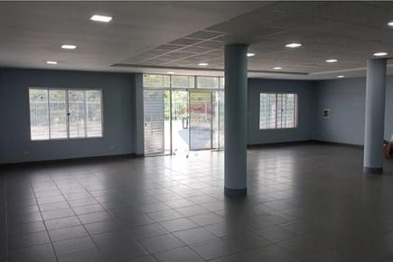 ALQUILO LOCAL COMERCIAL EN YPANE