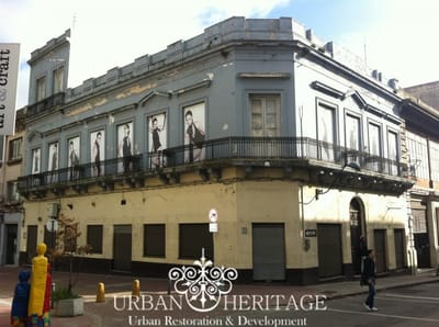 Commercial Building heart of Mercado del Puerto