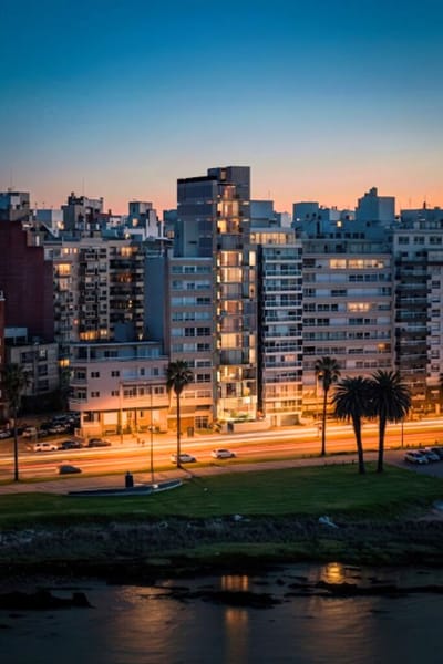 Exclusivo Apartamento de 2 Dormitorios sobre Rambla Punta Carretas| 127 m²