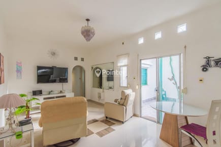 Venta apartamento 2 dormitorios con patio en Cordón / Tres Cruces – Planta baja reciclada