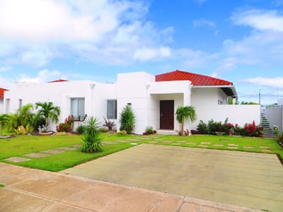  Casa en Venta  en Condominio Santa Cruz de la Colina
