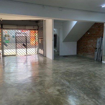 Alquiler de local  m en primer piso frente a SENATI