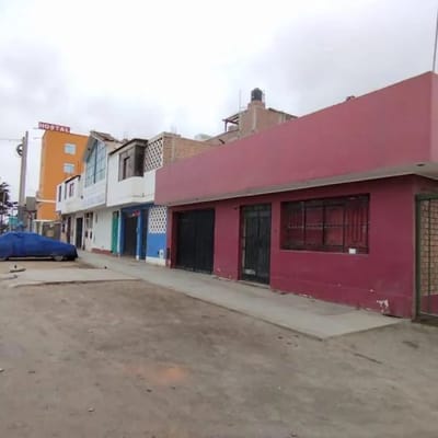 Alquiler de local de  m en av Santa Rosa Frente a Condominios