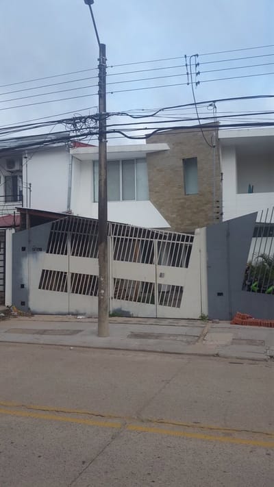 Hermosa Casa en Venta de 2 Planta 