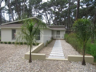Casa de 4 dormitorios en venta, Montoya La Barra