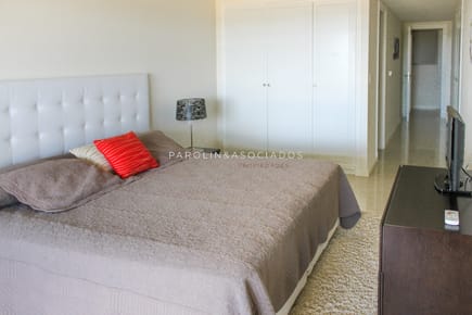 Departamento en venta en Torre Imperiale, frente al mar.