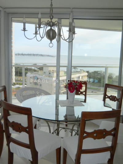 Apartamento de 3 dormitorios en venta, Mansa, Punta del Este