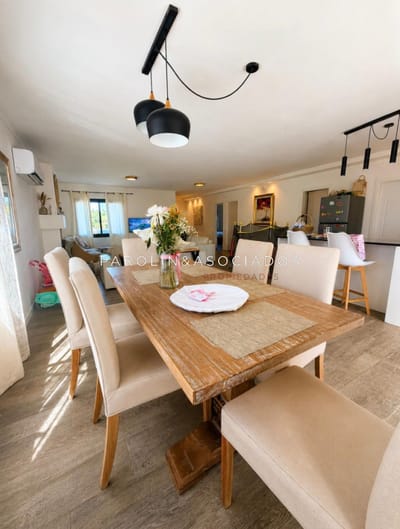 Casa en Venta 3 Dormitorios 2 Baños Piscina Piedras del Chileno