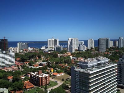 Apartamento en venta en Icon Brava tower, Punta del Este.