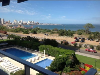 Apartamento en Venta y Alquiler, Mansa, Punta del Este, 3 Dormitorios.