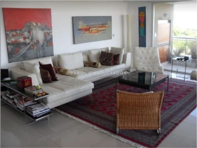 Apartamento en venta de 3 dormitorios en Terrazas de Villa Brava, Punta del Este.