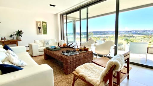 Apartamento en venta de 3 dormitorios en Tiburón, Punta del Este.