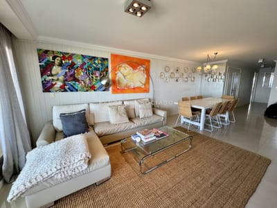 Hermoso apartamento en venta en torre Imperiale, Punta del Este.