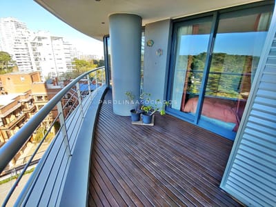 Apartamento en venta de 3 dormitorios en torre Tressesenta, Punta del Este.