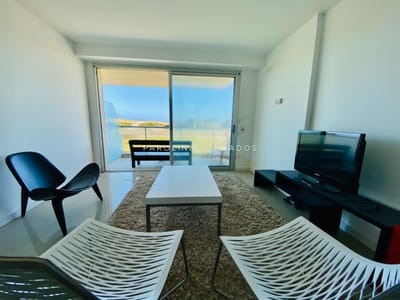 Apartamento en venta de 2 dormitorios en Blue Marine, Punta del Este.