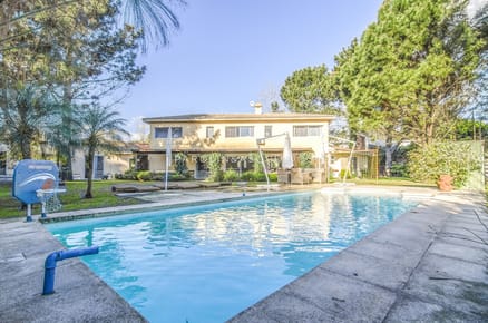 Casa en Alquiler La Arbolada Punta del Este Cinco Dormitorios