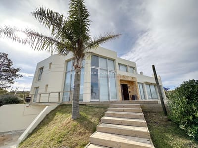 Excelente casa en venta de 5 dormitorios en Manantiales, Punta del Este.