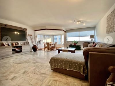 Apartamento en venta de 3 dormitorios + dependencia en Roosevelt Center, Punta del Este.