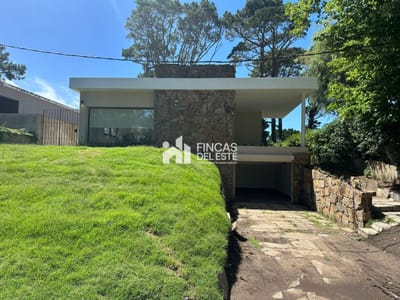 Alquiler en Punta del Este de 3 dormitorios