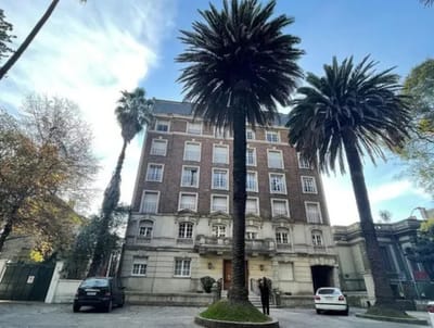 Se Vende Hermoso Apartamento Con Renta De 3 Dormitorios Con Balcón
