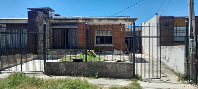 Venta de casa 2 dormitorios en Perez Castellanos