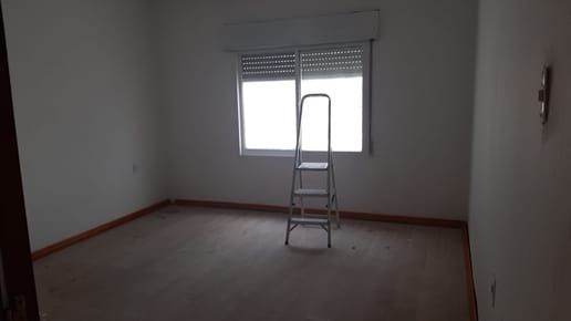 Alquiler De Casa 2 Dormitorios Con Patio Cochera Sin Gastos Comunes En La Teja