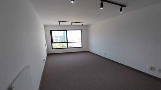 Alquiler De Oficina Ambiente Dividido Excelente Ubicación En Centro